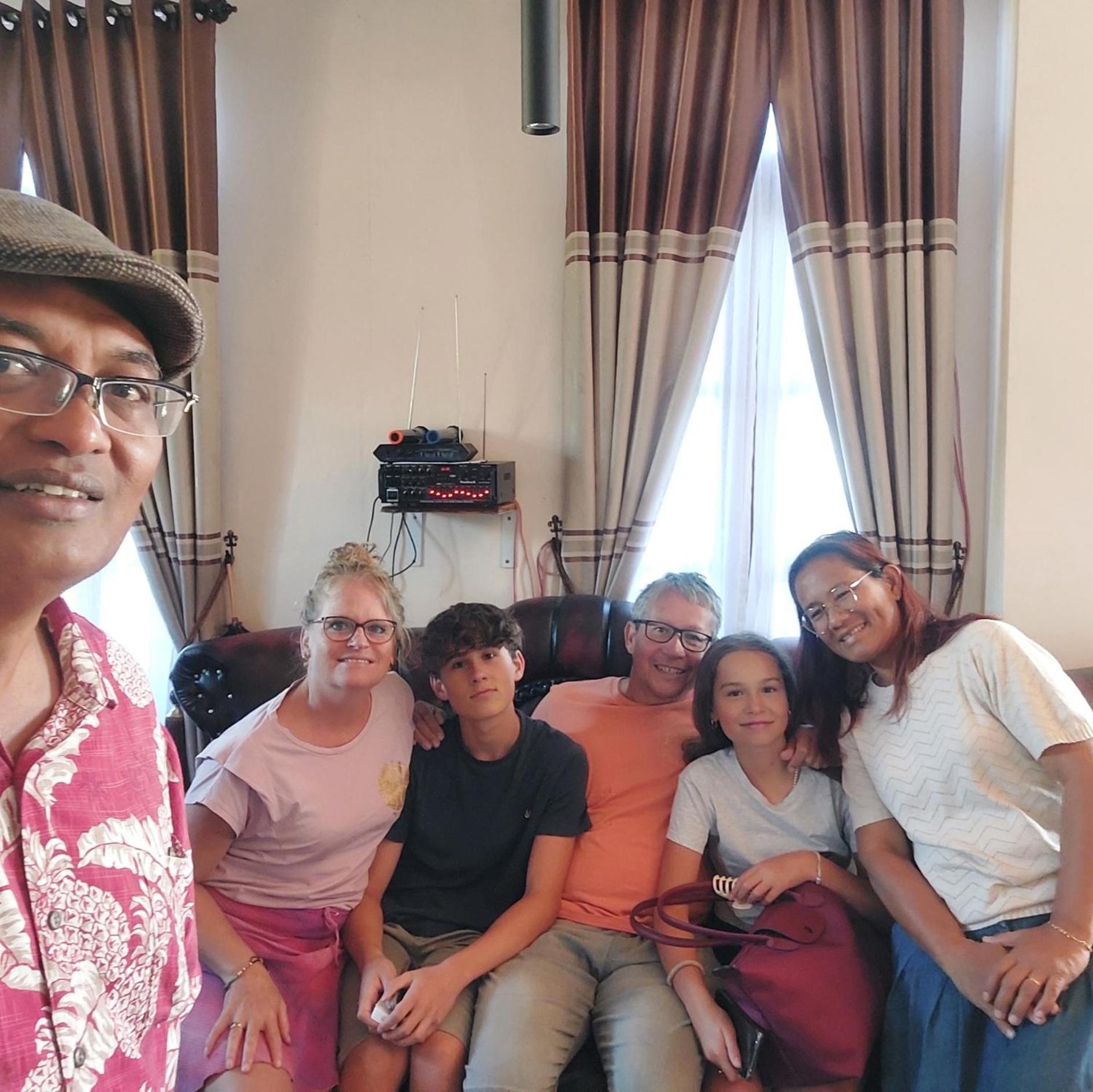 Kopa Hilltop - Family Guest Home Ruteng Kültér fotó