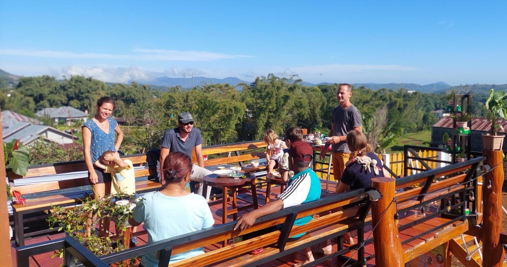 Kopa Hilltop - Family Guest Home Ruteng Kültér fotó