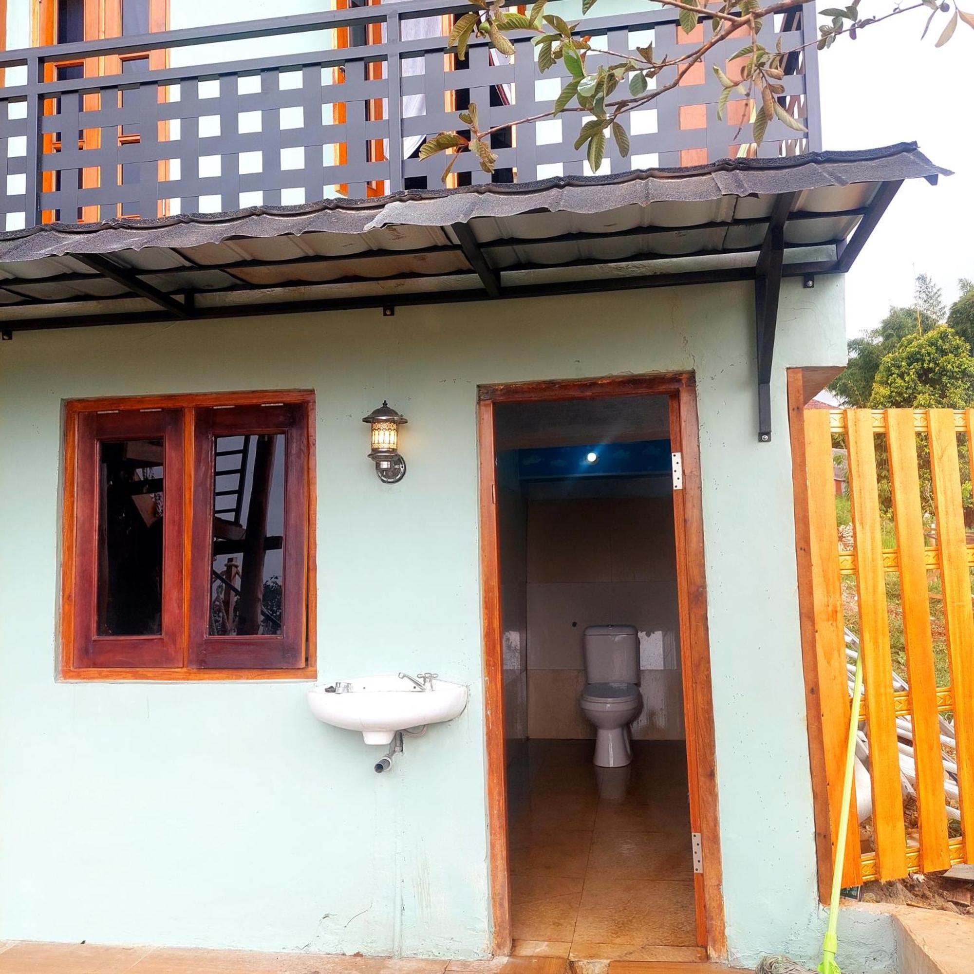 Kopa Hilltop - Family Guest Home Ruteng Szoba fotó